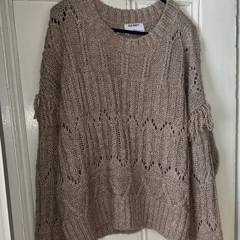 Old Navy Women's Taupe Knit Sweater